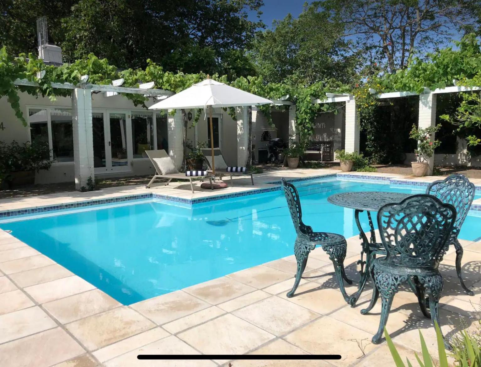 Guest Suite - Leafy Constantia Guest House Kapské Město Exteriér fotografie